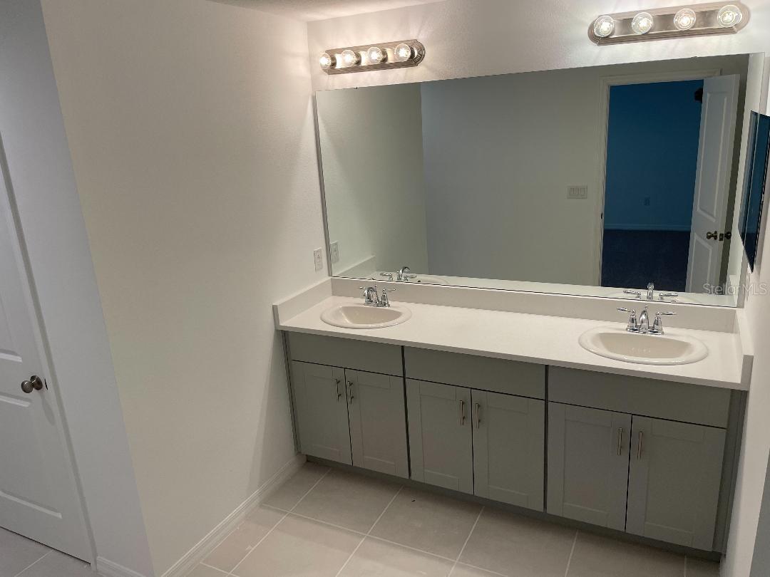 Image 25 of 38 For 5214 Tuscany Lane