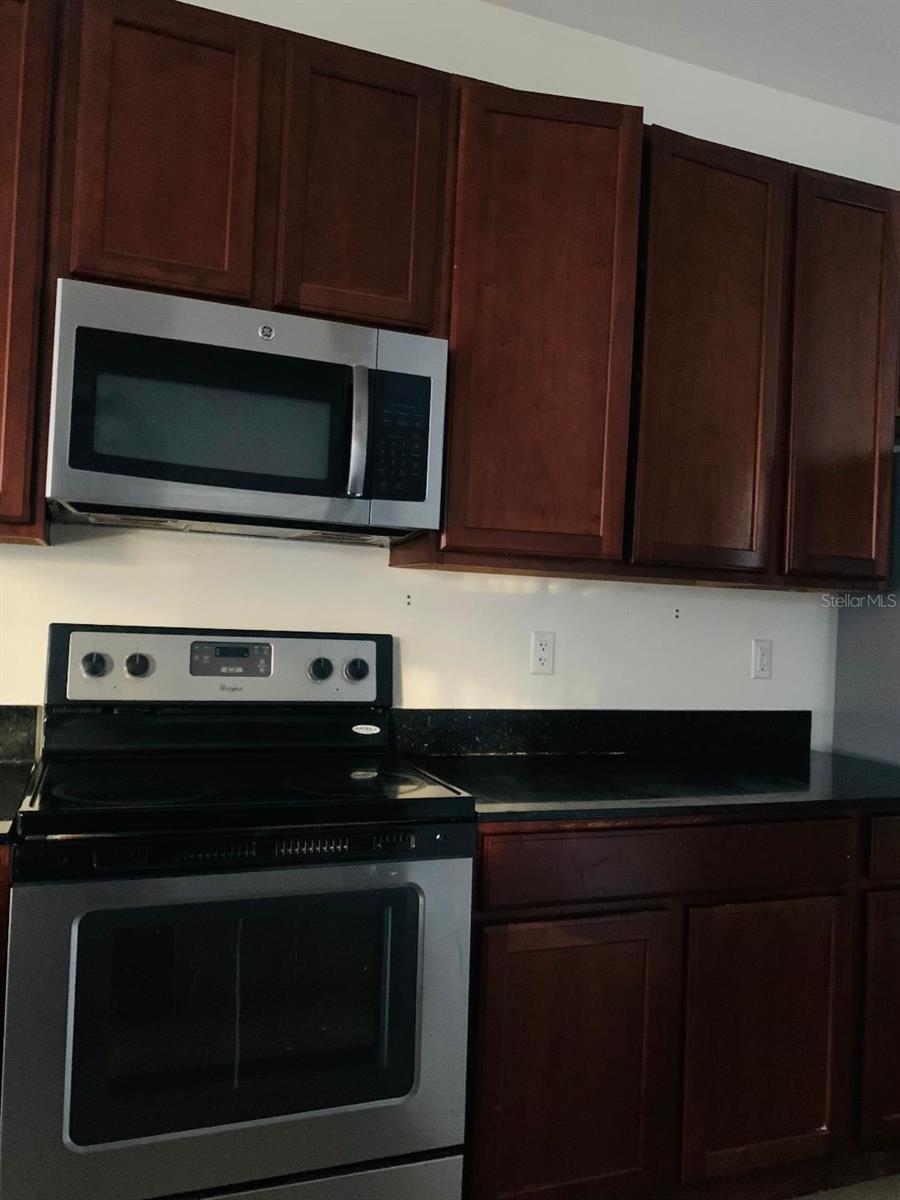 Image 9 of 9 For 2454 Hamlet Circle