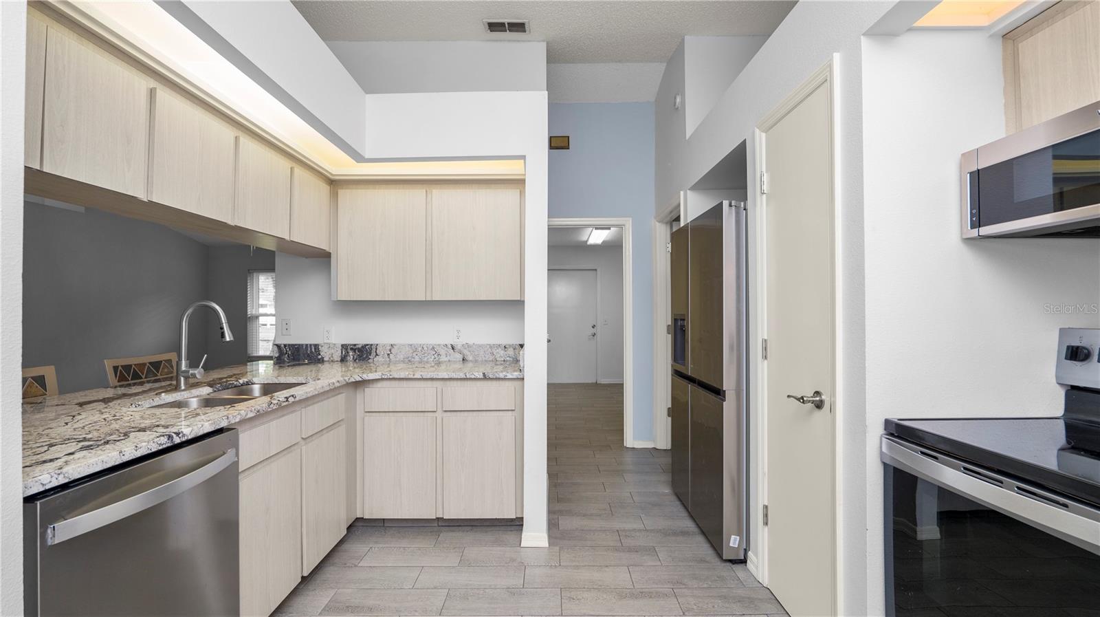 Image 15 of 56 For 3405 Tanager Lane W