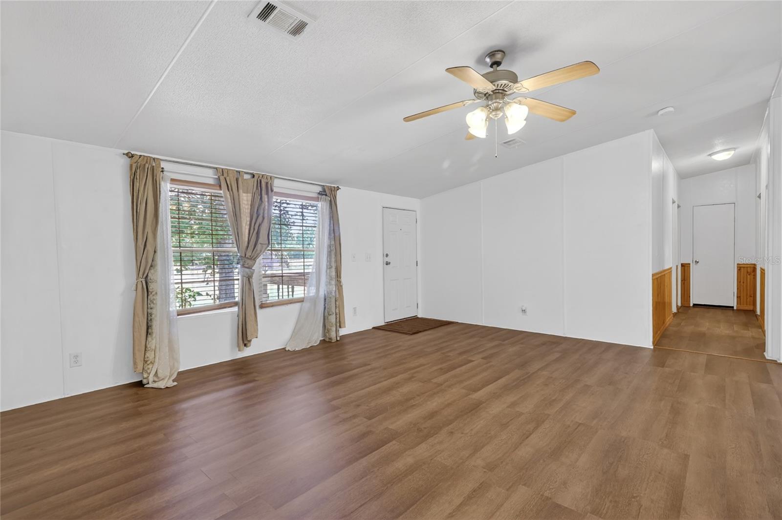 Image 12 of 63 For 227 Cracker Lane