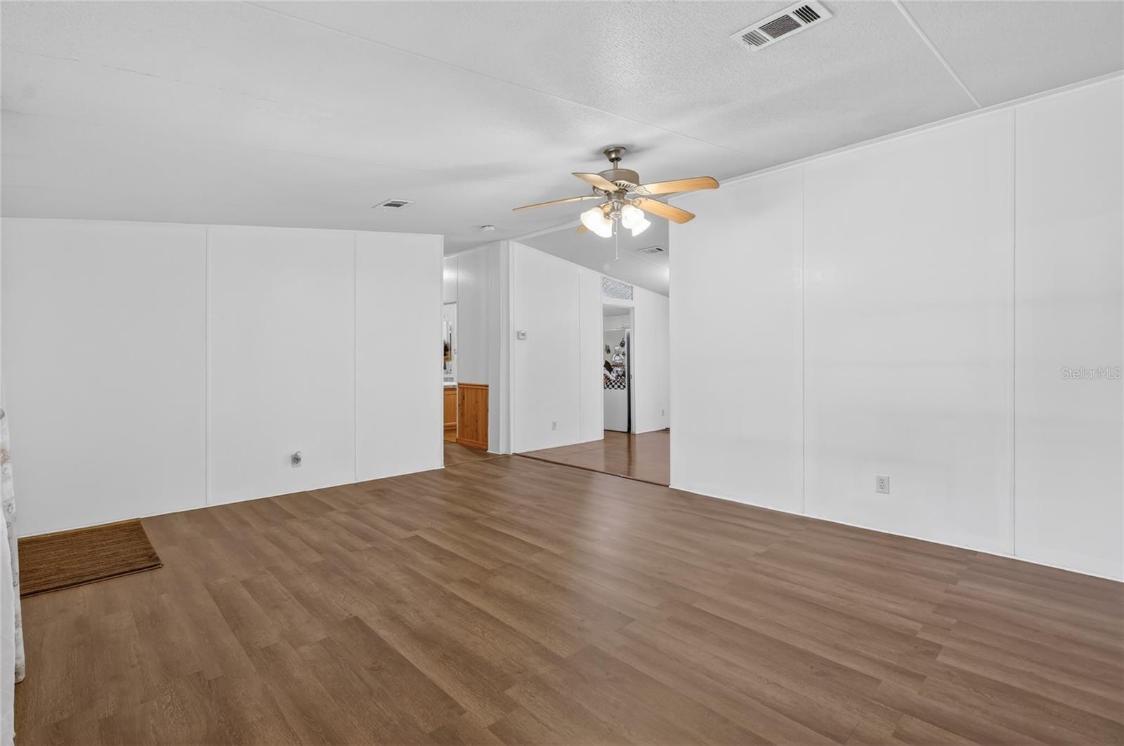 Image 13 of 63 For 227 Cracker Lane