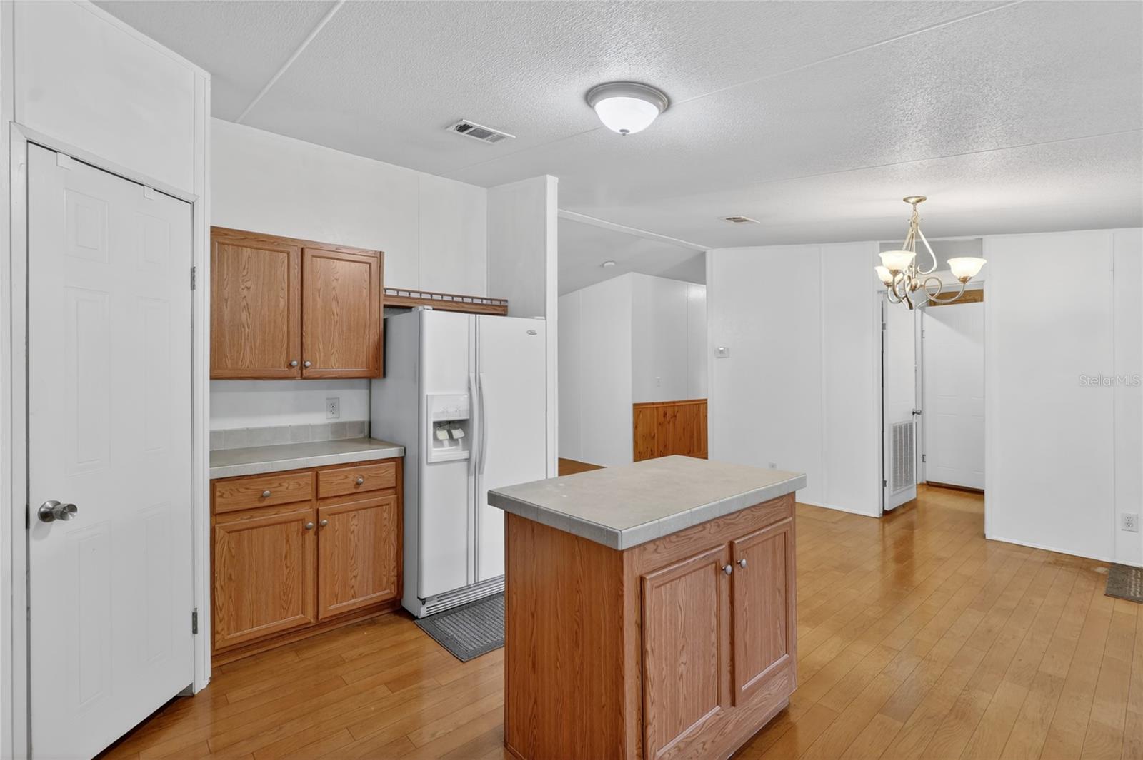 Image 22 of 63 For 227 Cracker Lane