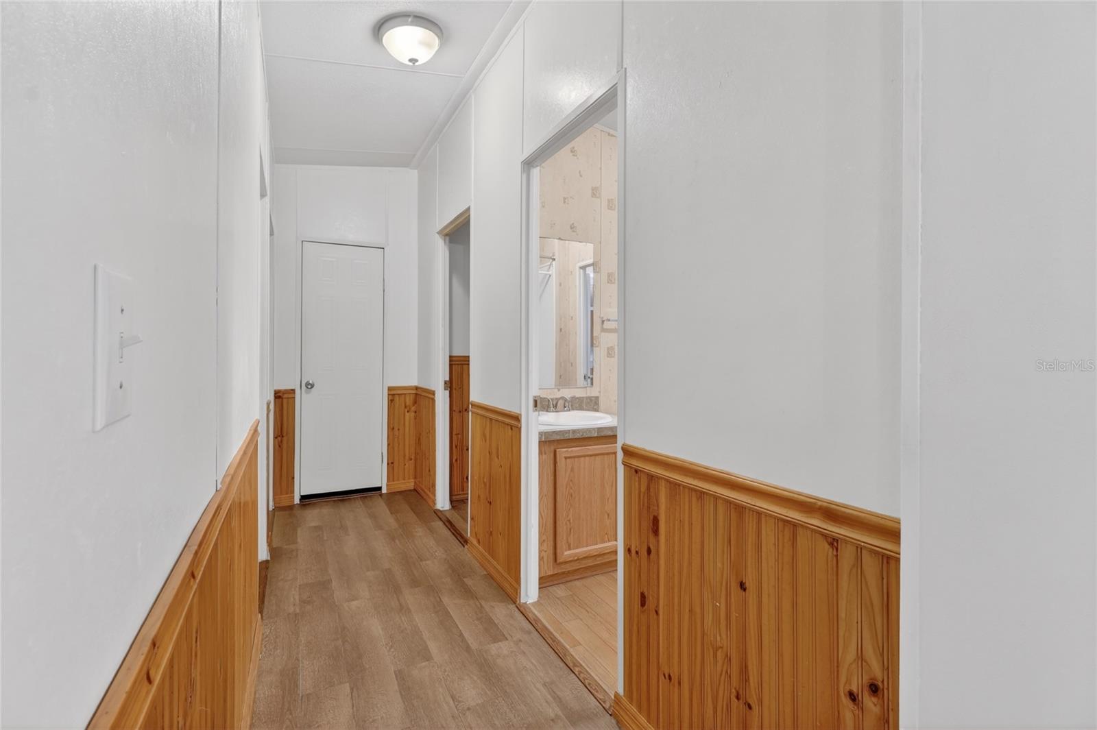 Image 38 of 63 For 227 Cracker Lane