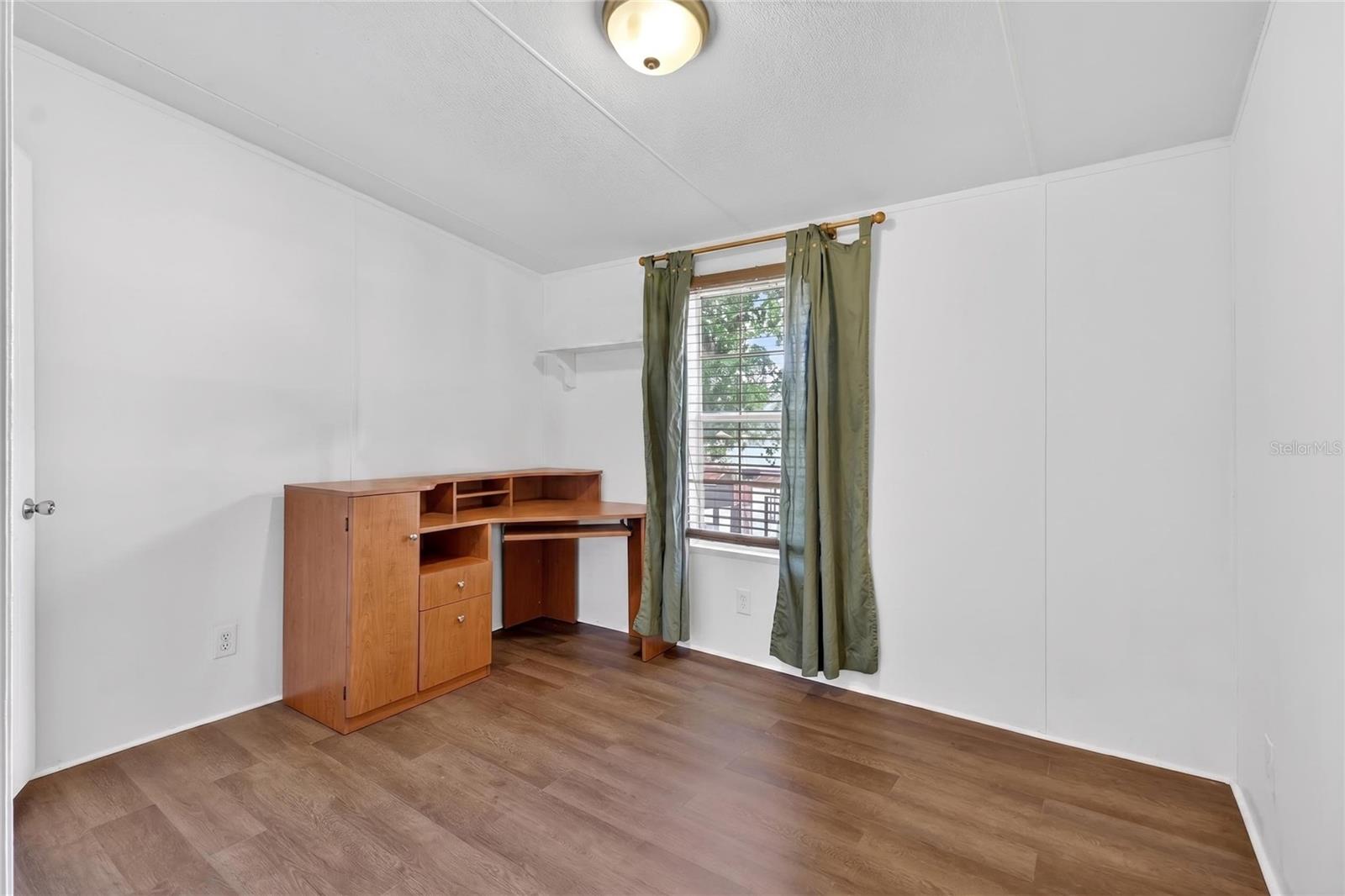 Image 41 of 63 For 227 Cracker Lane