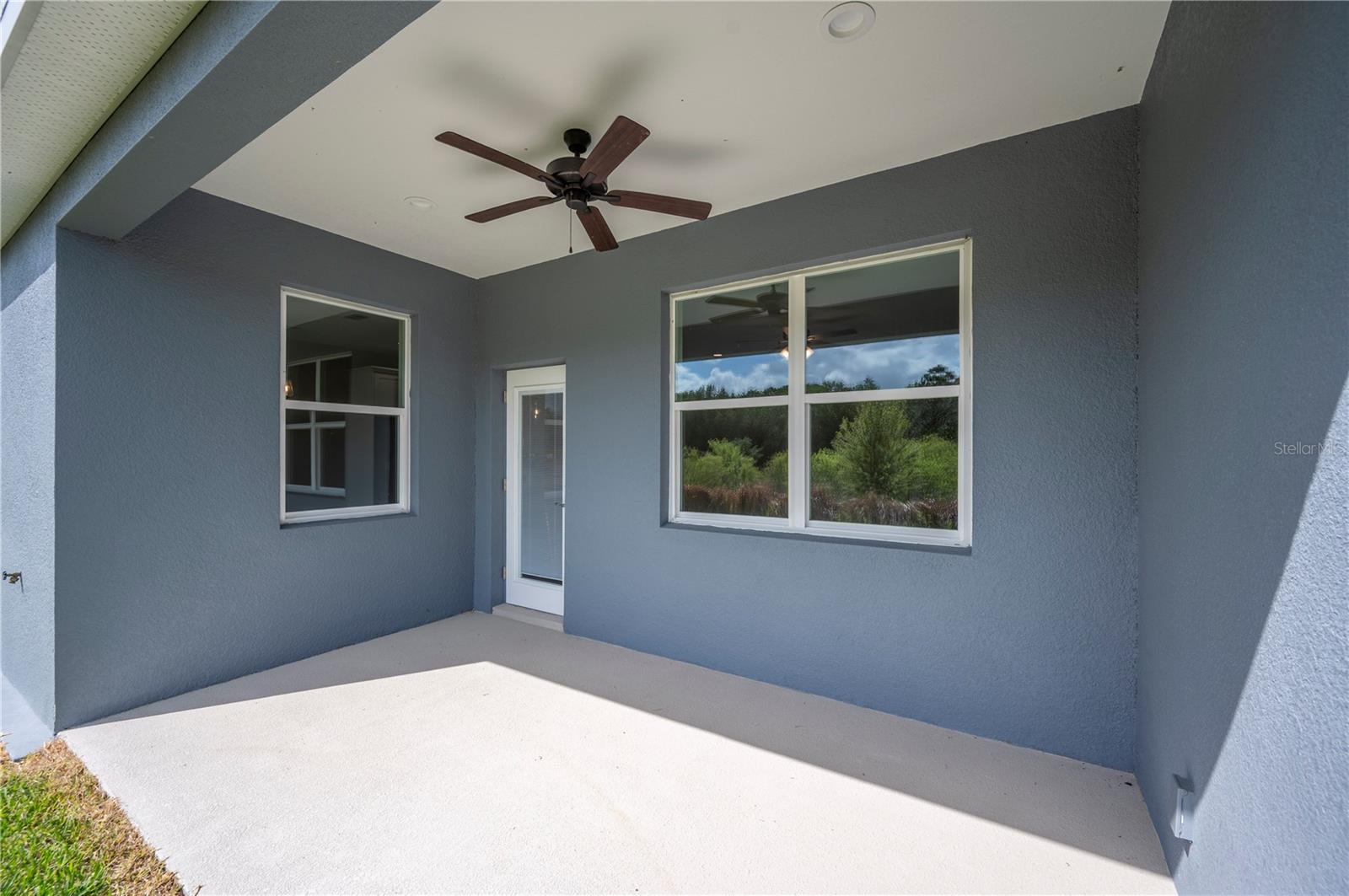 Image 32 of 40 For 4550 Fairway Oaks Drive