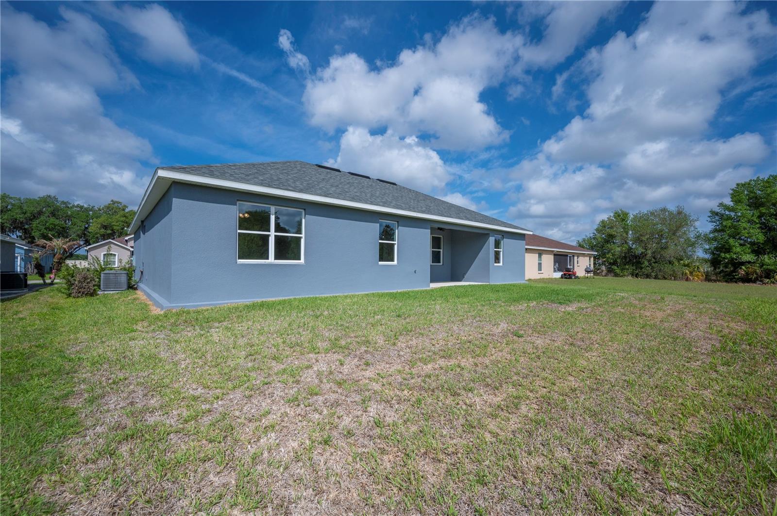 Image 34 of 40 For 4550 Fairway Oaks Drive