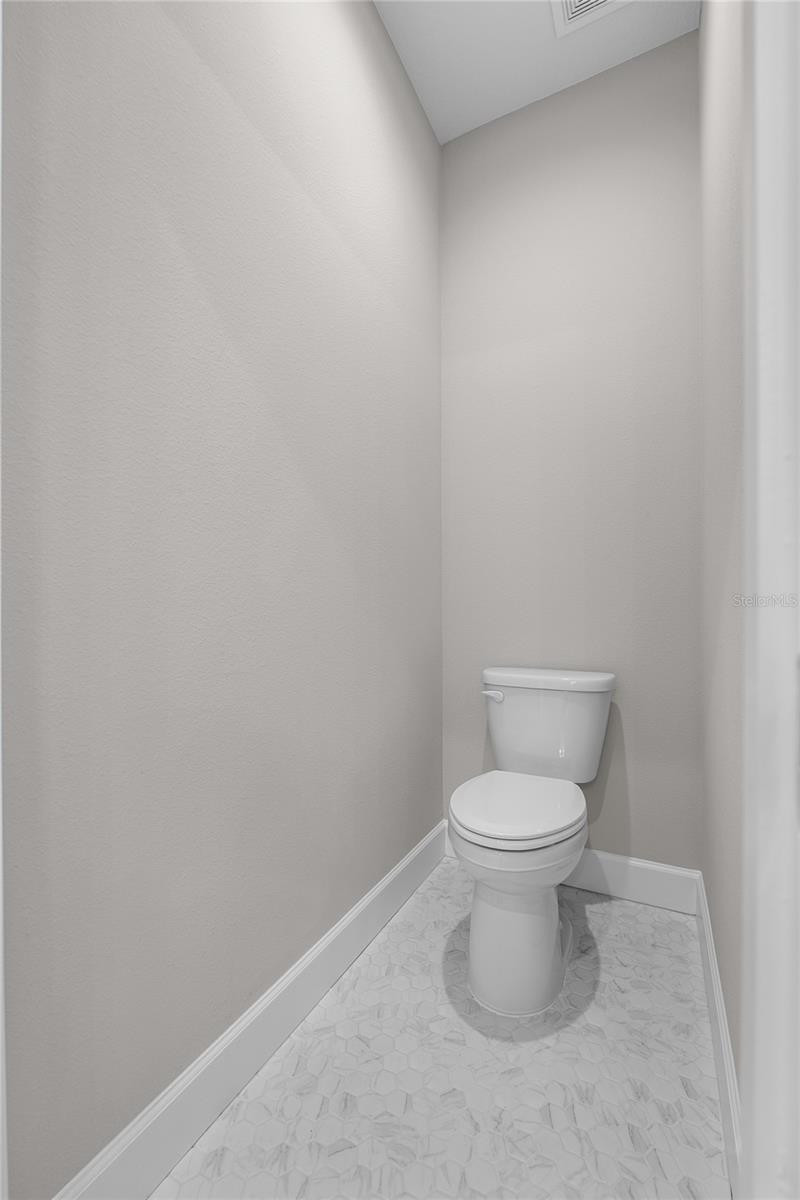 Image 23 of 48 For 4541 Fairway Oaks Drive