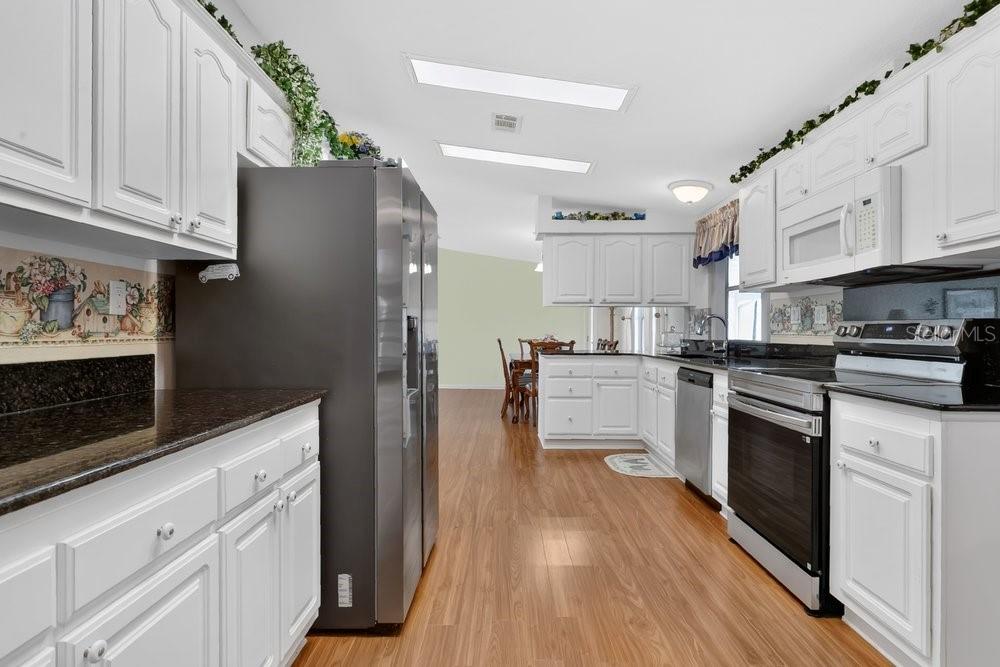 Image 7 of 40 For 645 Dreama Drive