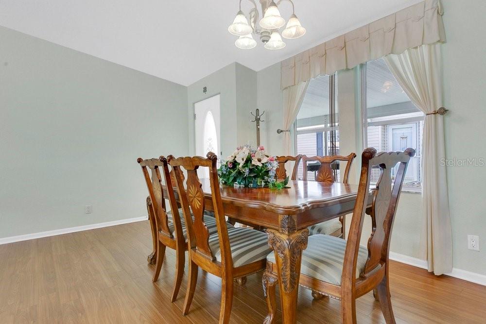 Image 9 of 40 For 645 Dreama Drive