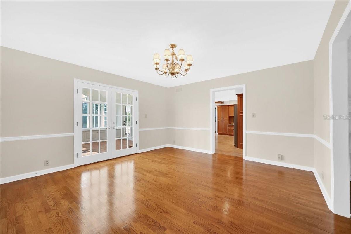 Image 18 of 94 For 1310 Rolling Woods Lane