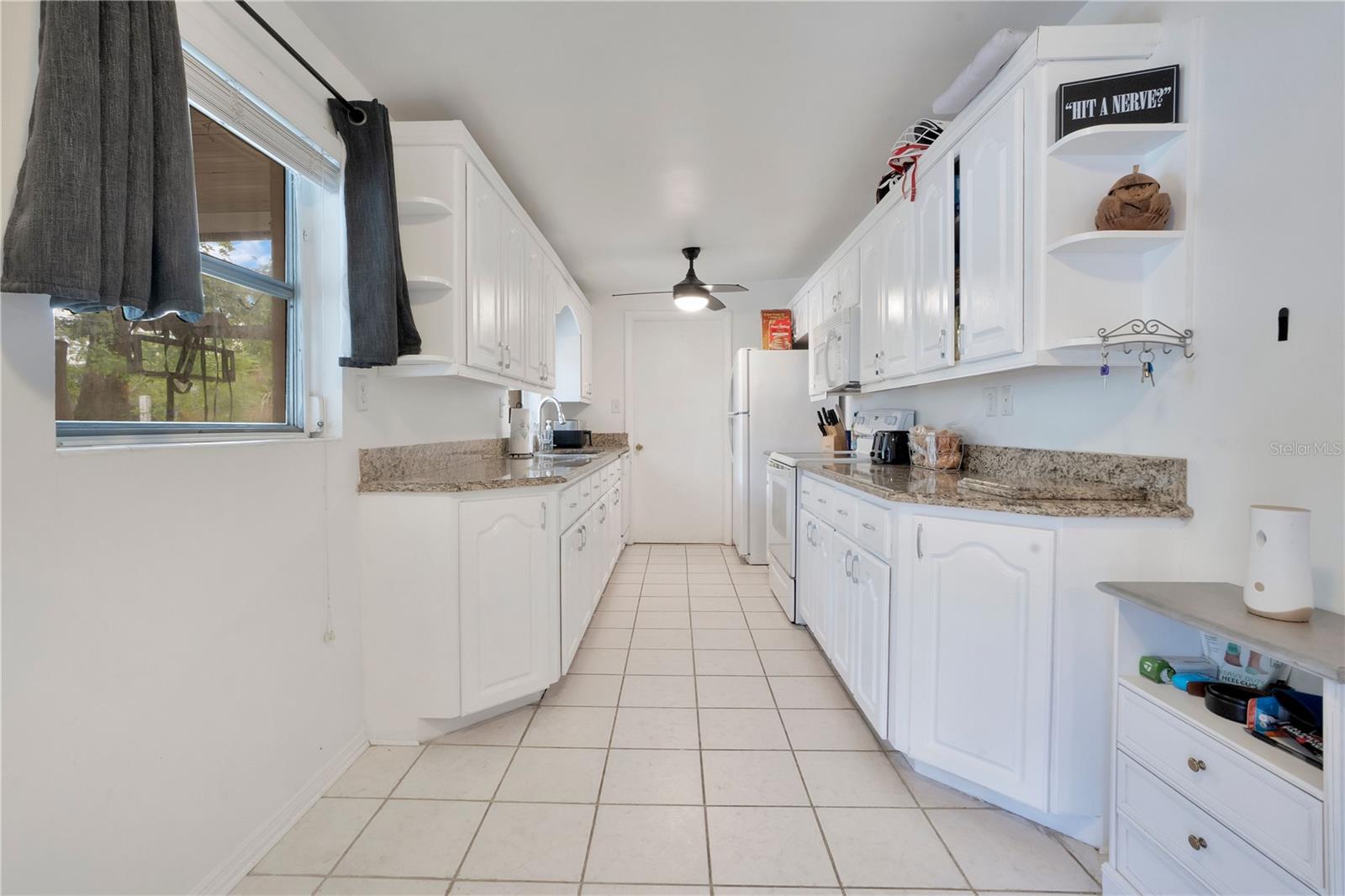 Image 14 of 41 For 2924 Pinedale Avenue