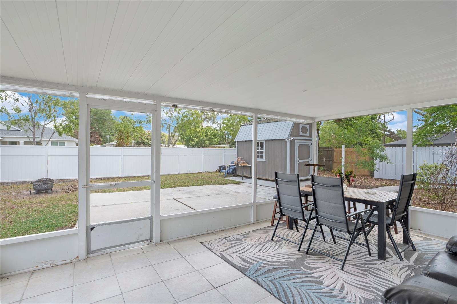 Image 27 of 41 For 2924 Pinedale Avenue