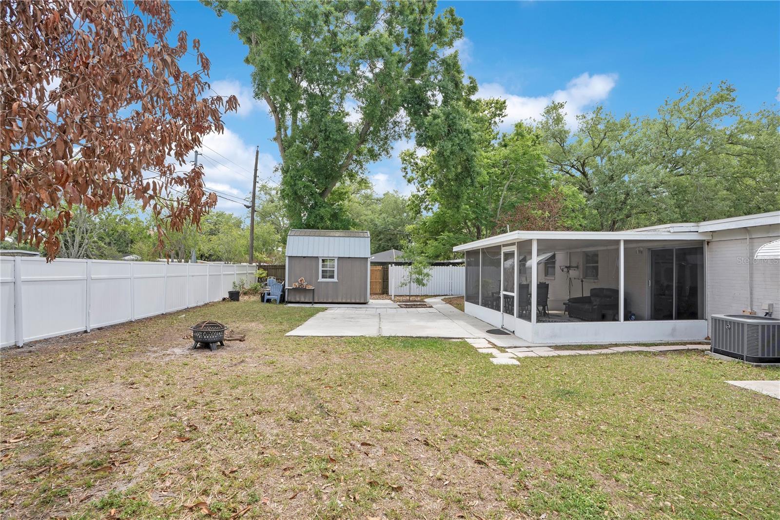 Image 29 of 41 For 2924 Pinedale Avenue