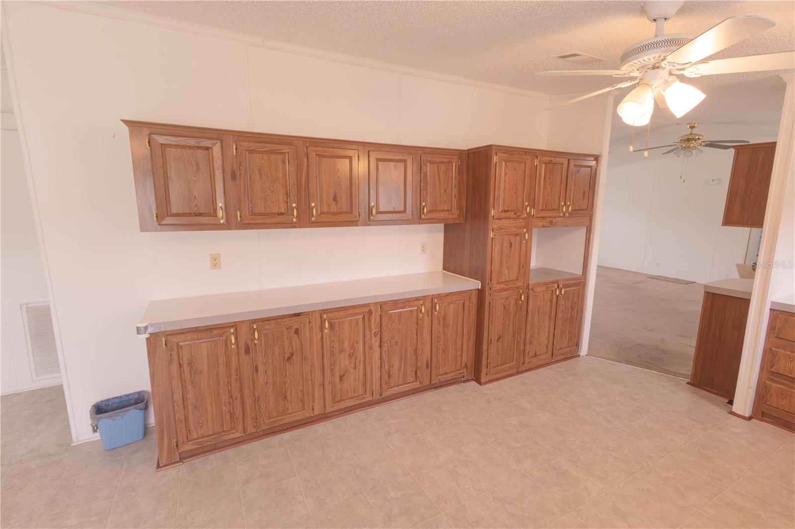 Image 18 of 28 For 1670 Belmont Avenue