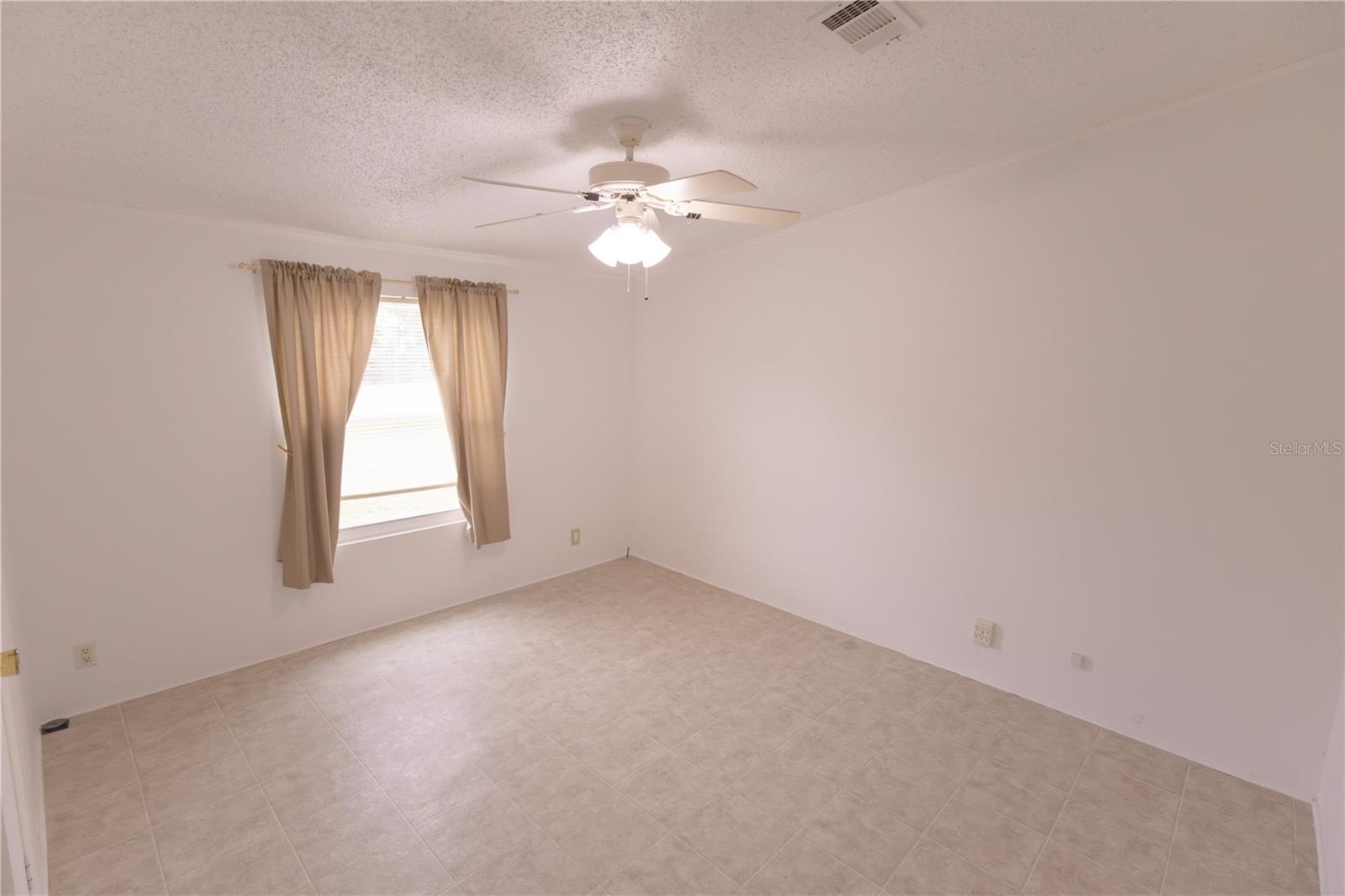 Image 19 of 28 For 1670 Belmont Avenue