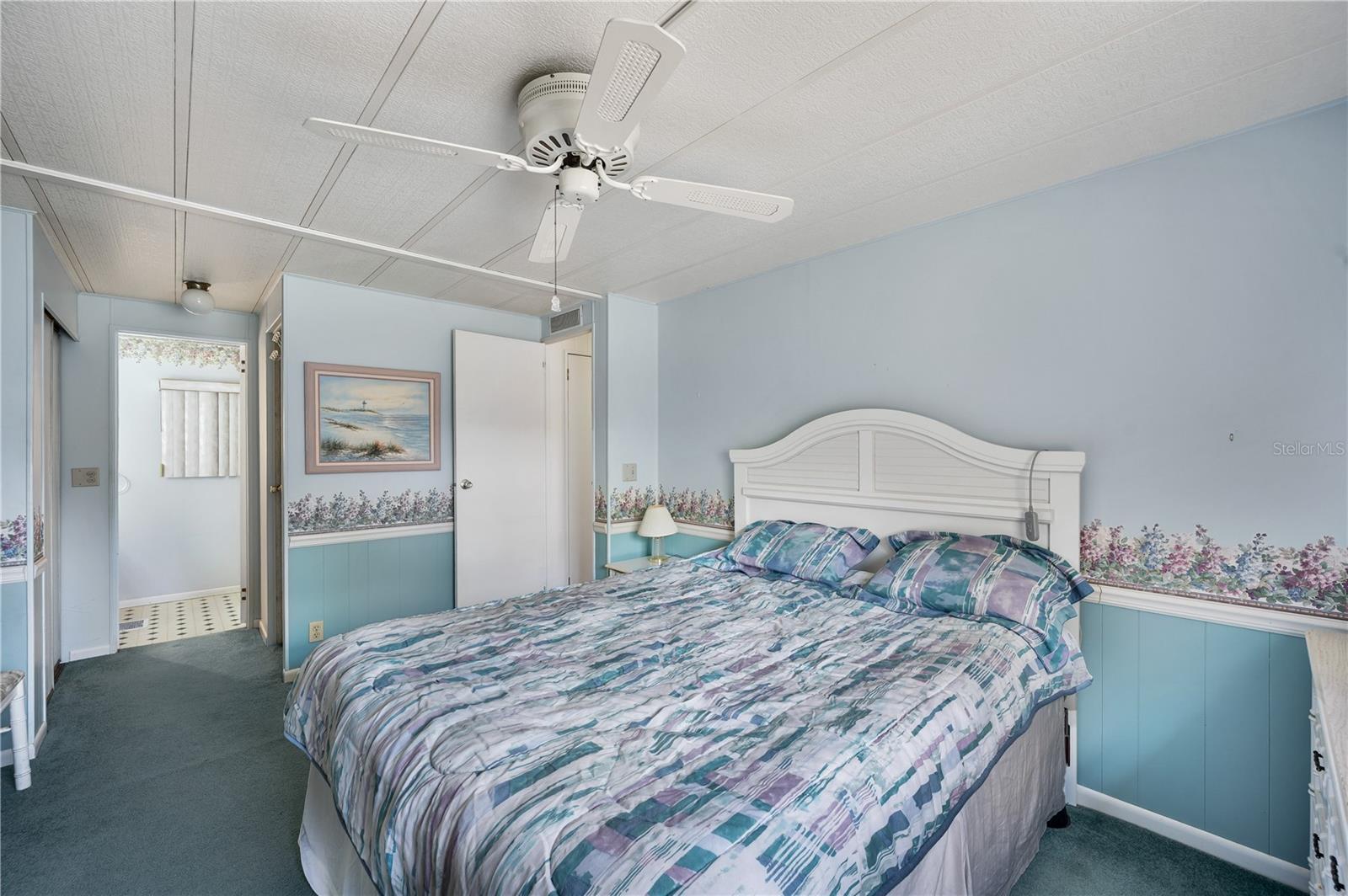 Image 8 of 17 For 1610 Reynolds Road 212