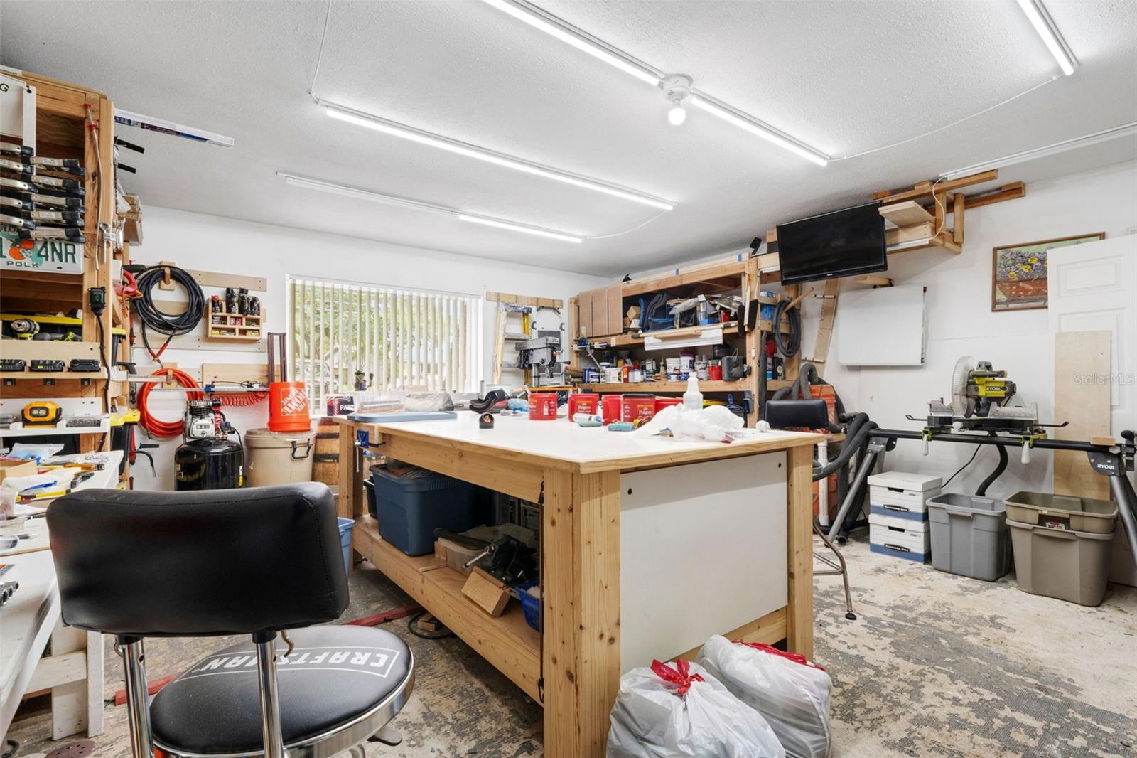 Listing photo id 13 for 4515 Remington Road