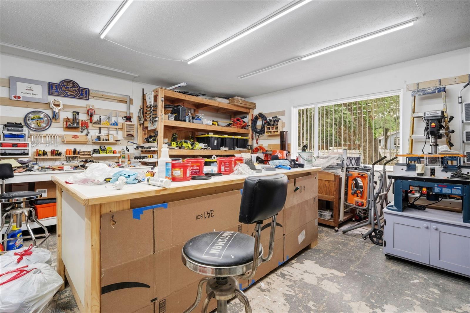 Listing photo id 14 for 4515 Remington Road