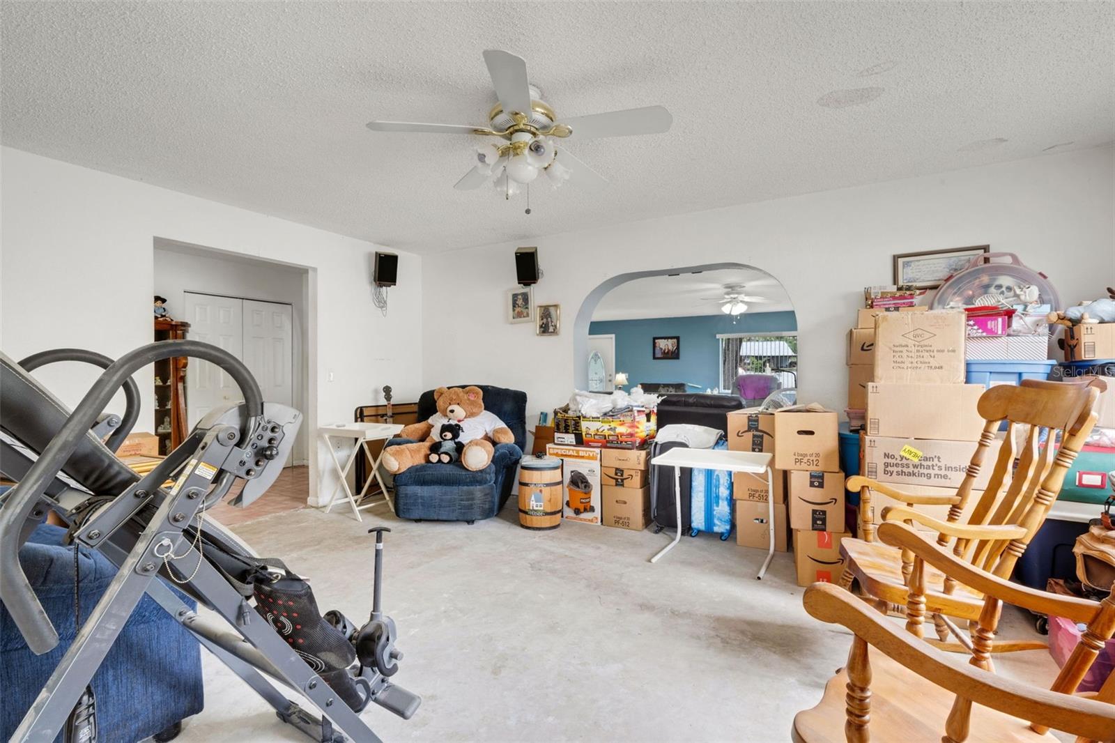 Listing photo id 3 for 4515 Remington Road