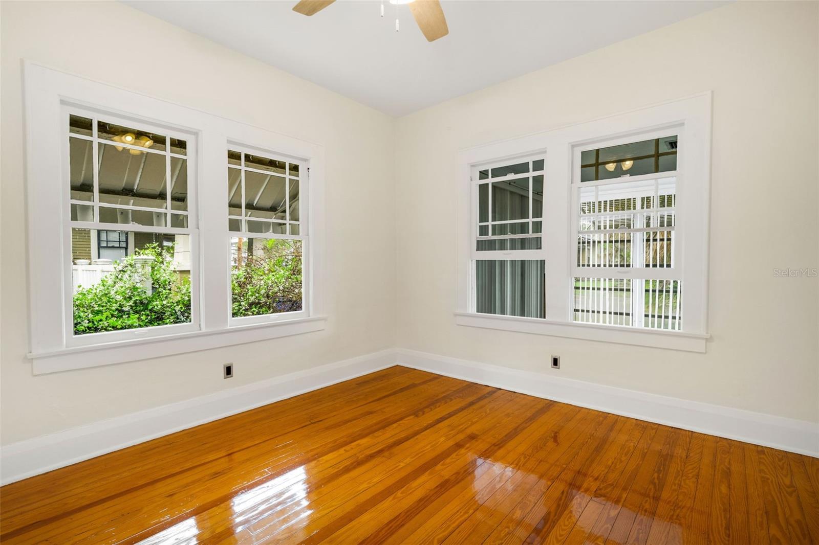 Image 23 of 31 For 802 Johnson Avenue