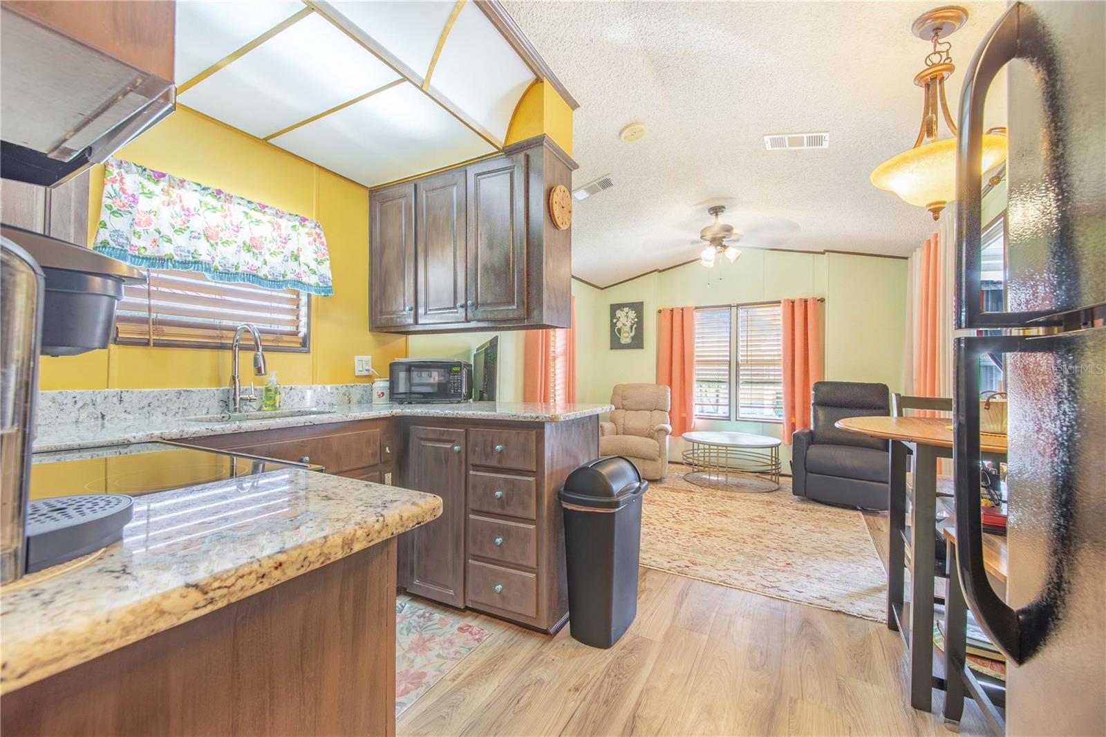 Image 11 of 39 For 475 Pine Loop