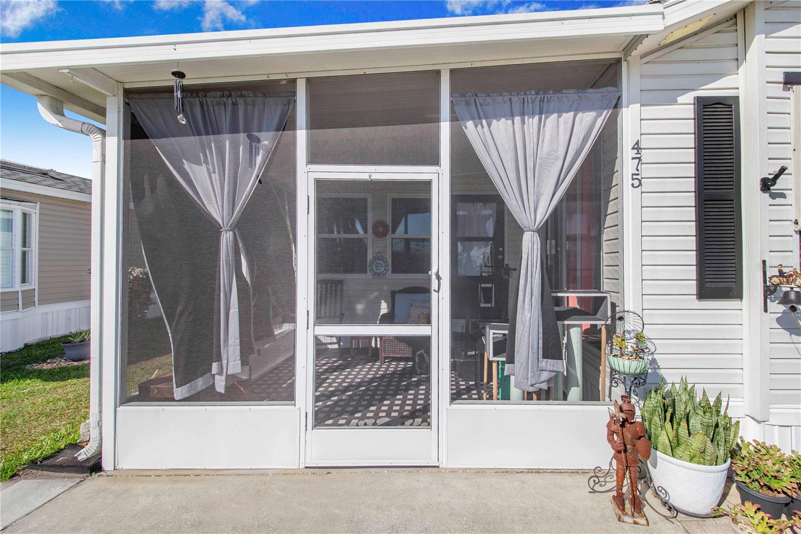 Image 7 of 39 For 475 Pine Loop