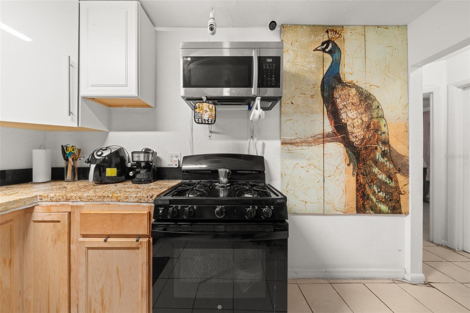 Image 11 of 38 For 113 Anderson Street