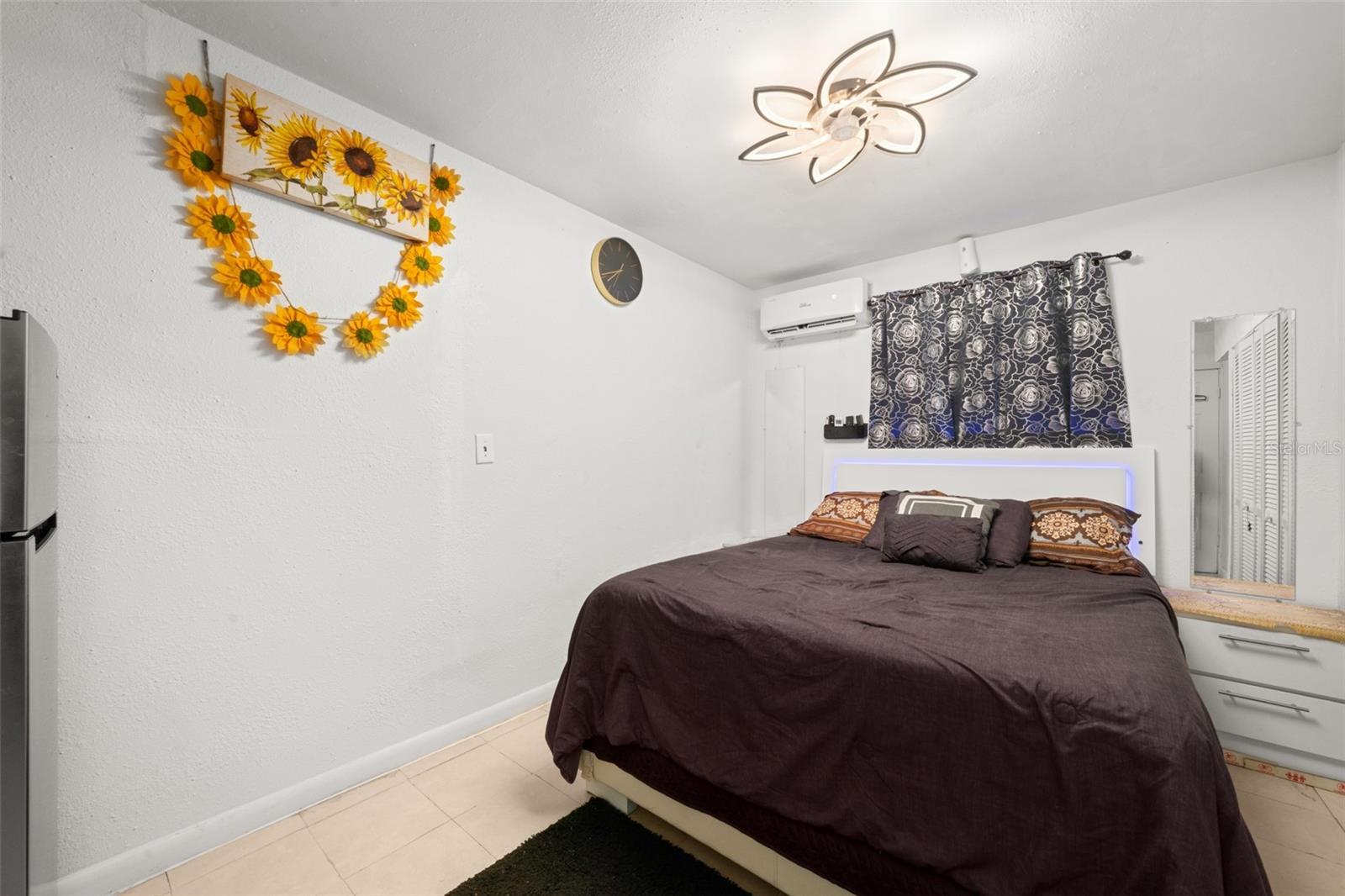 Image 14 of 38 For 113 Anderson Street