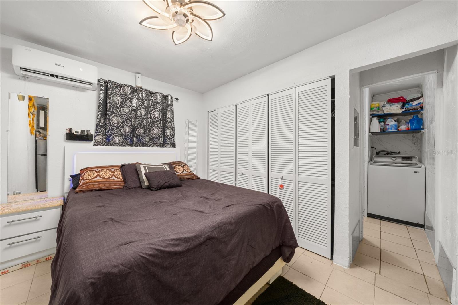 Image 16 of 38 For 113 Anderson Street