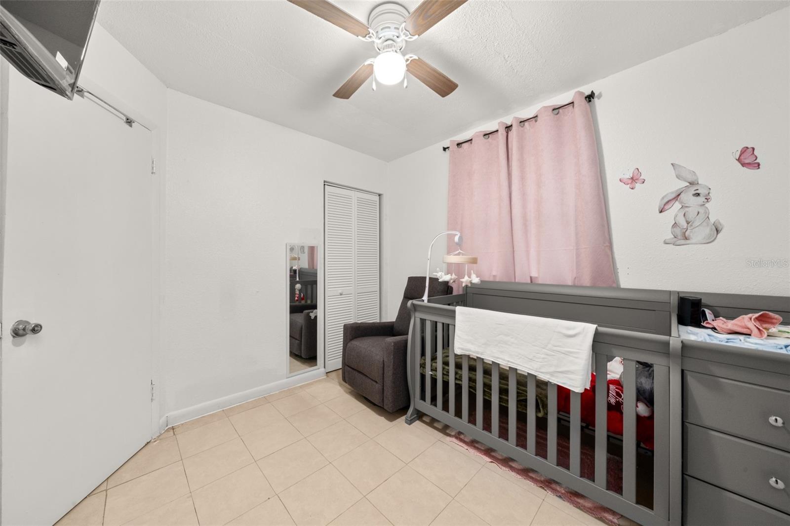 Image 22 of 38 For 113 Anderson Street