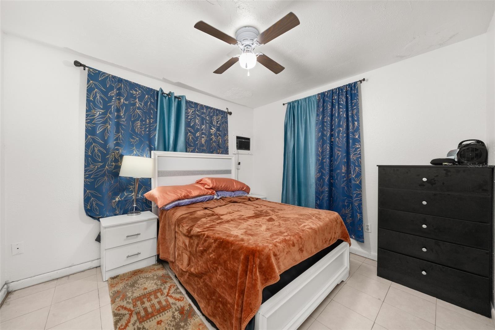 Image 26 of 38 For 113 Anderson Street