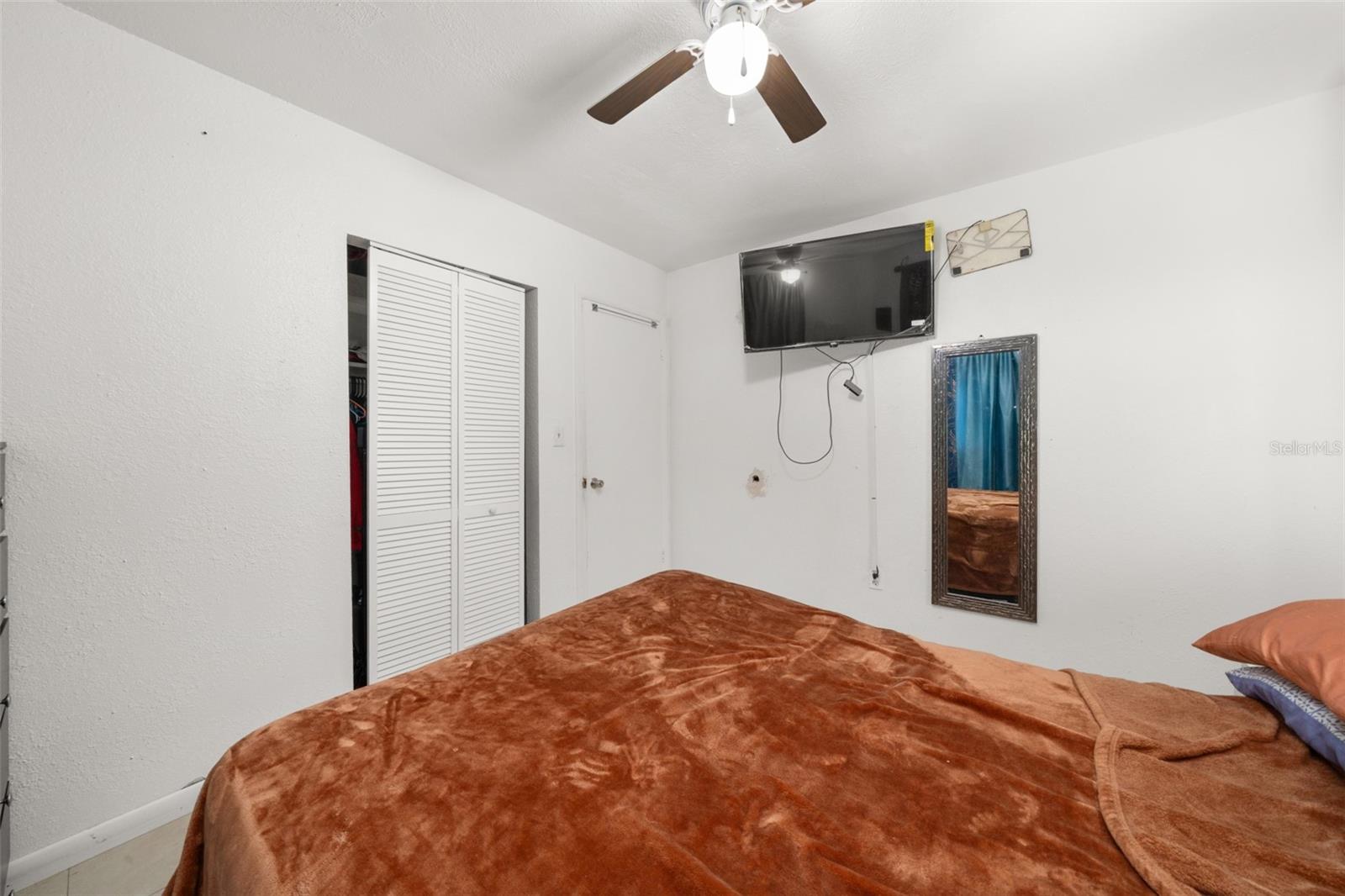 Image 28 of 38 For 113 Anderson Street