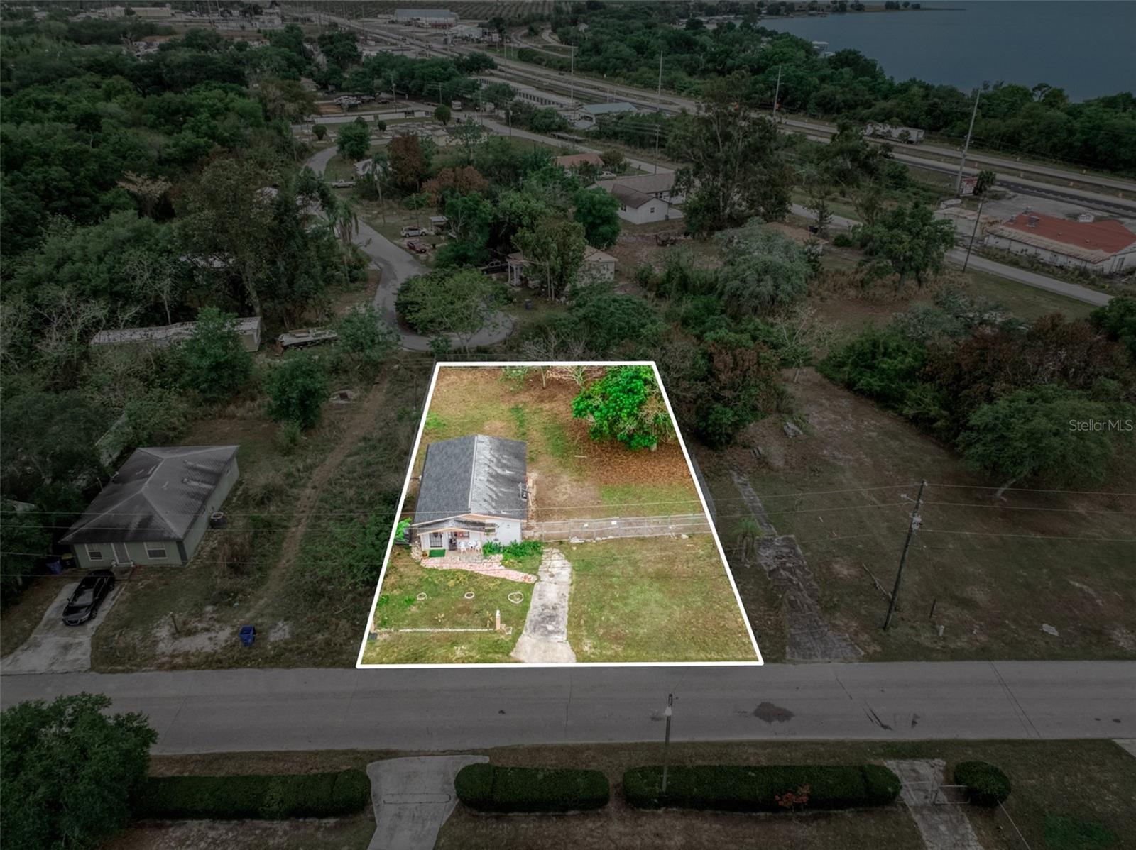 Image 33 of 38 For 113 Anderson Street