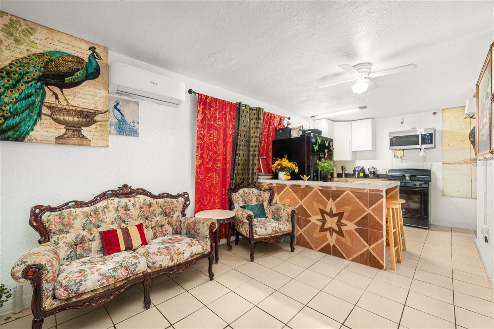 Image 6 of 38 For 113 Anderson Street