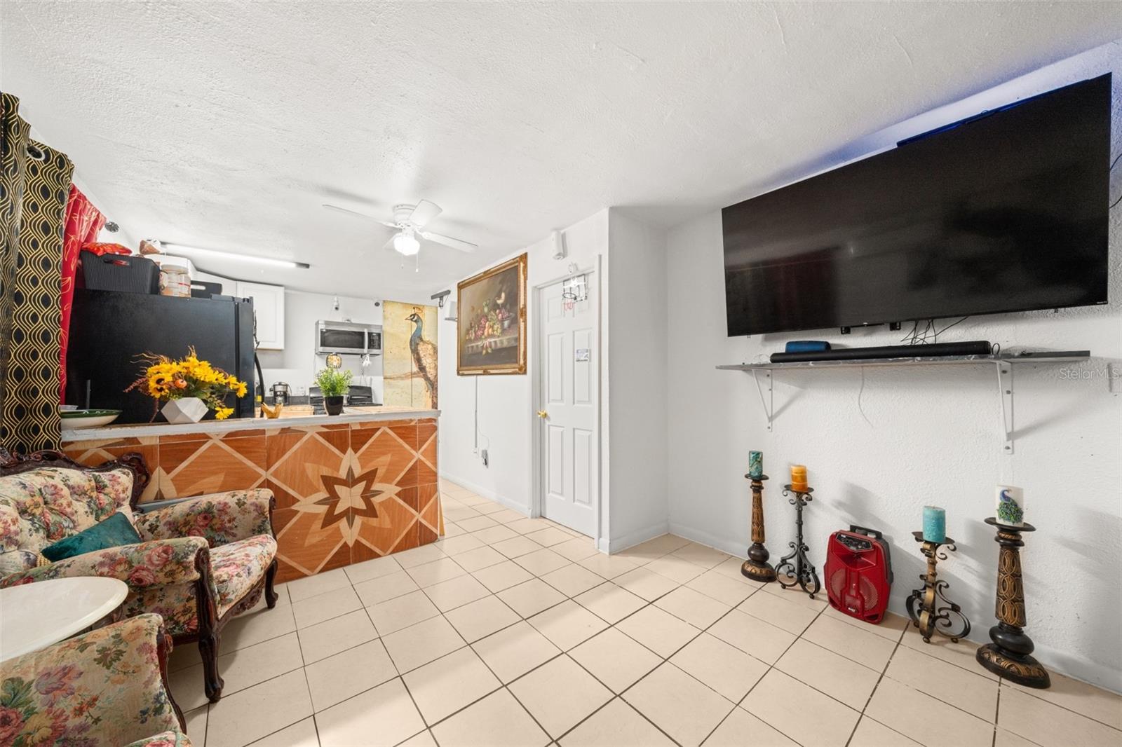 Image 7 of 38 For 113 Anderson Street