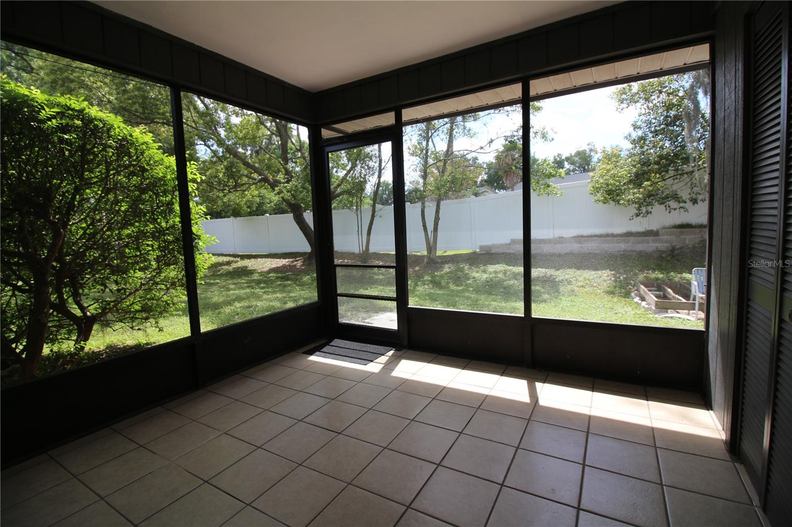 Image 15 of 15 For 1040 Harden Court