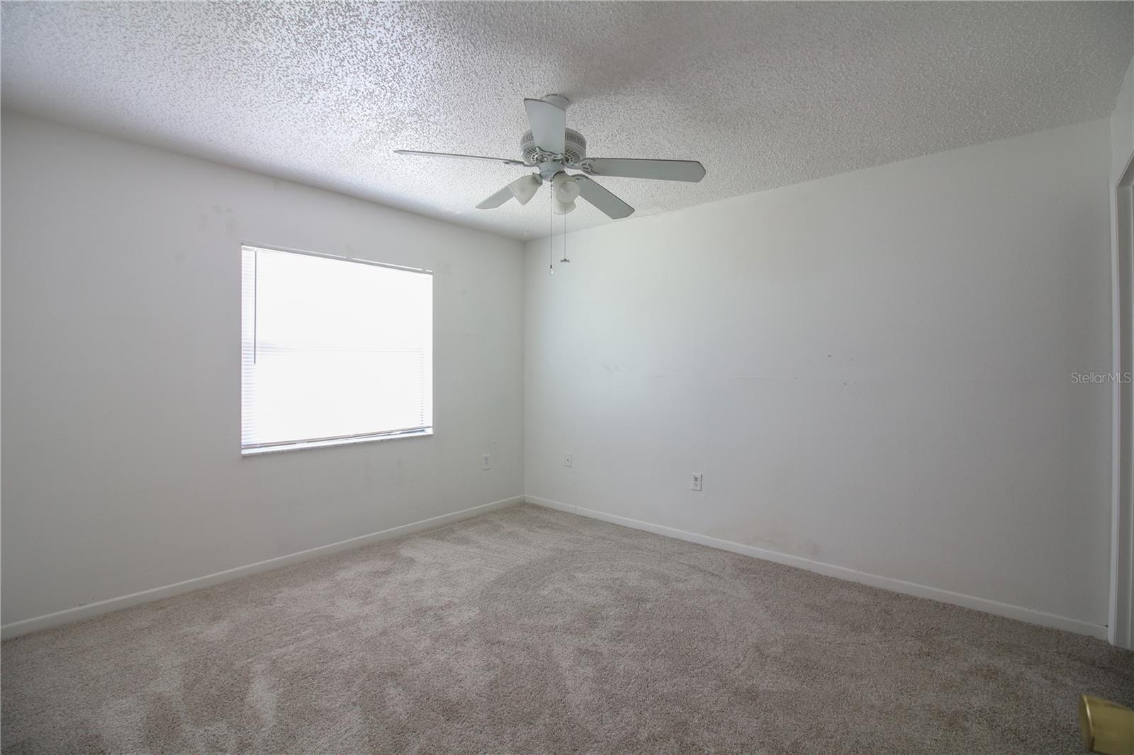 Image 9 of 15 For 1040 Harden Court