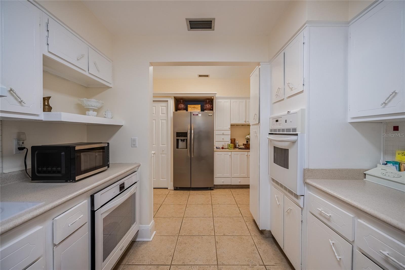 Image 16 of 48 For 315 Oak Drive