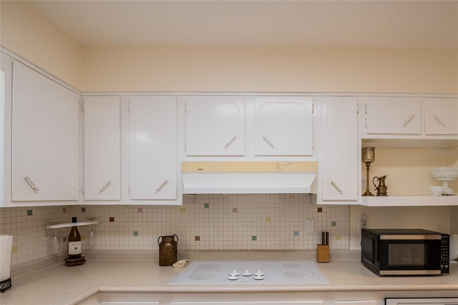 Image 18 of 48 For 315 Oak Drive