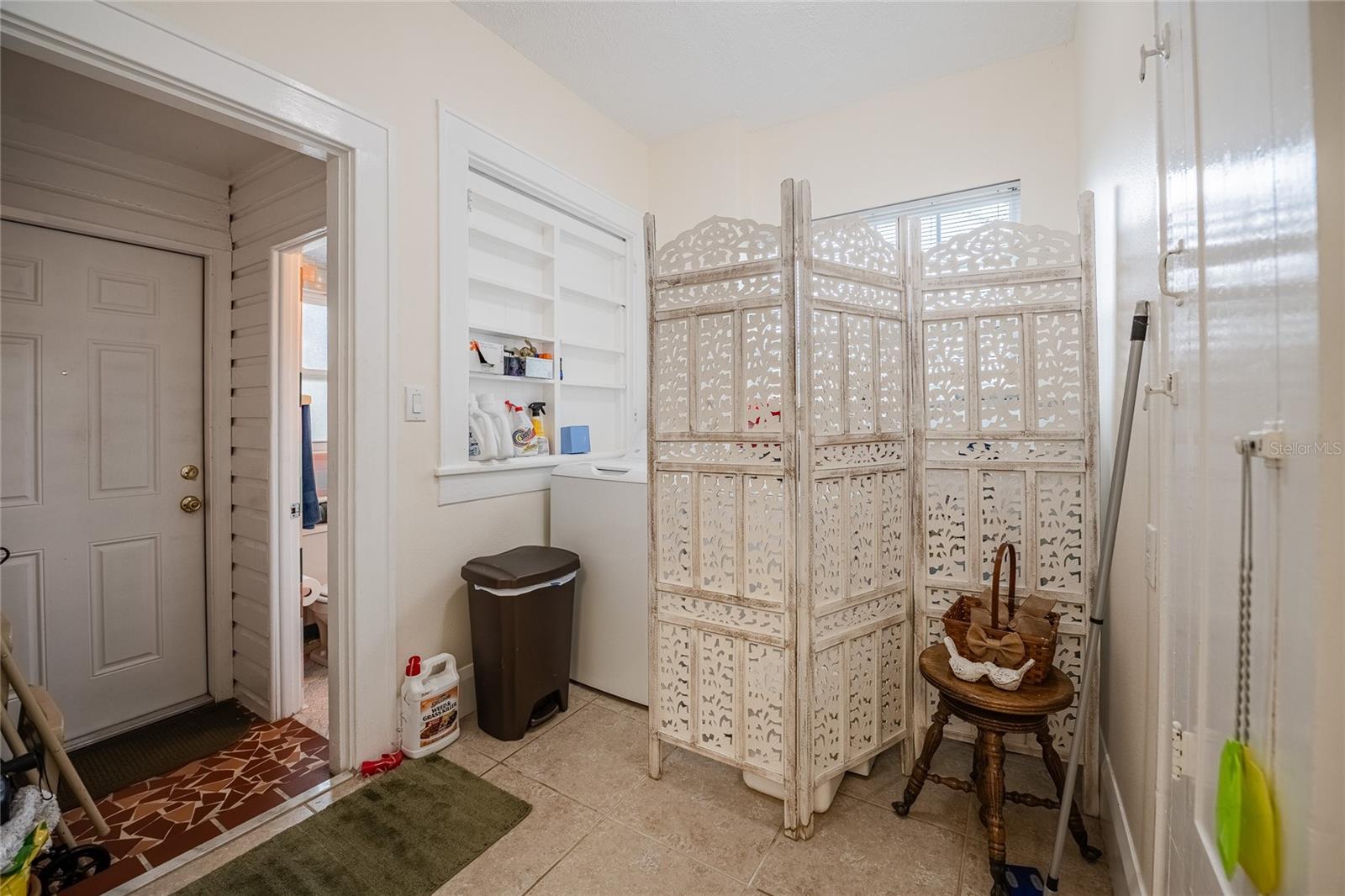 Image 32 of 48 For 315 Oak Drive