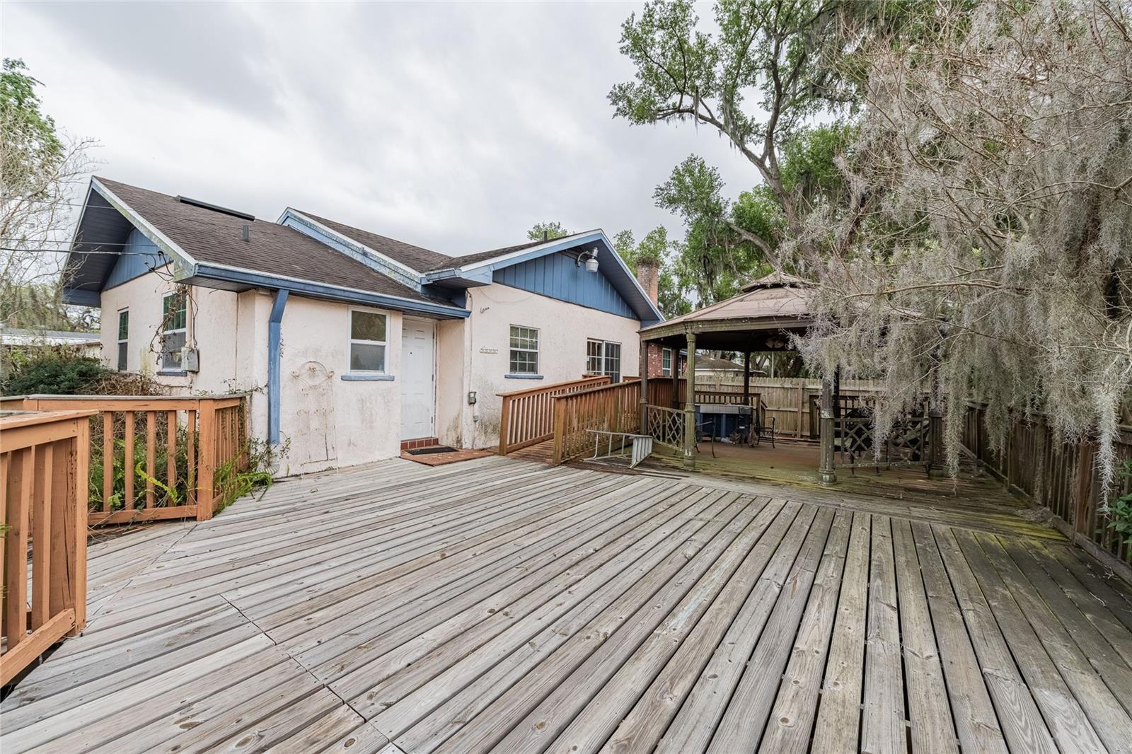 Image 38 of 48 For 315 Oak Drive