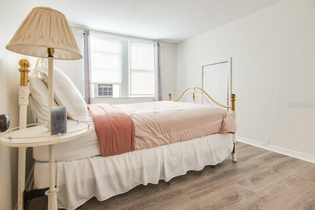 Image 31 of 49 For 706 Patterson Street