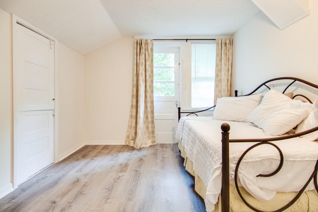 Image 35 of 49 For 706 Patterson Street