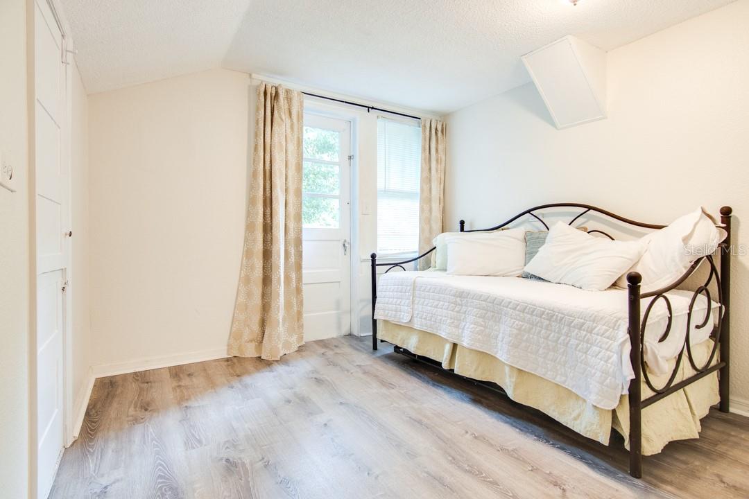 Image 36 of 49 For 706 Patterson Street