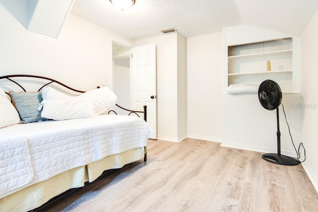 Image 37 of 49 For 706 Patterson Street