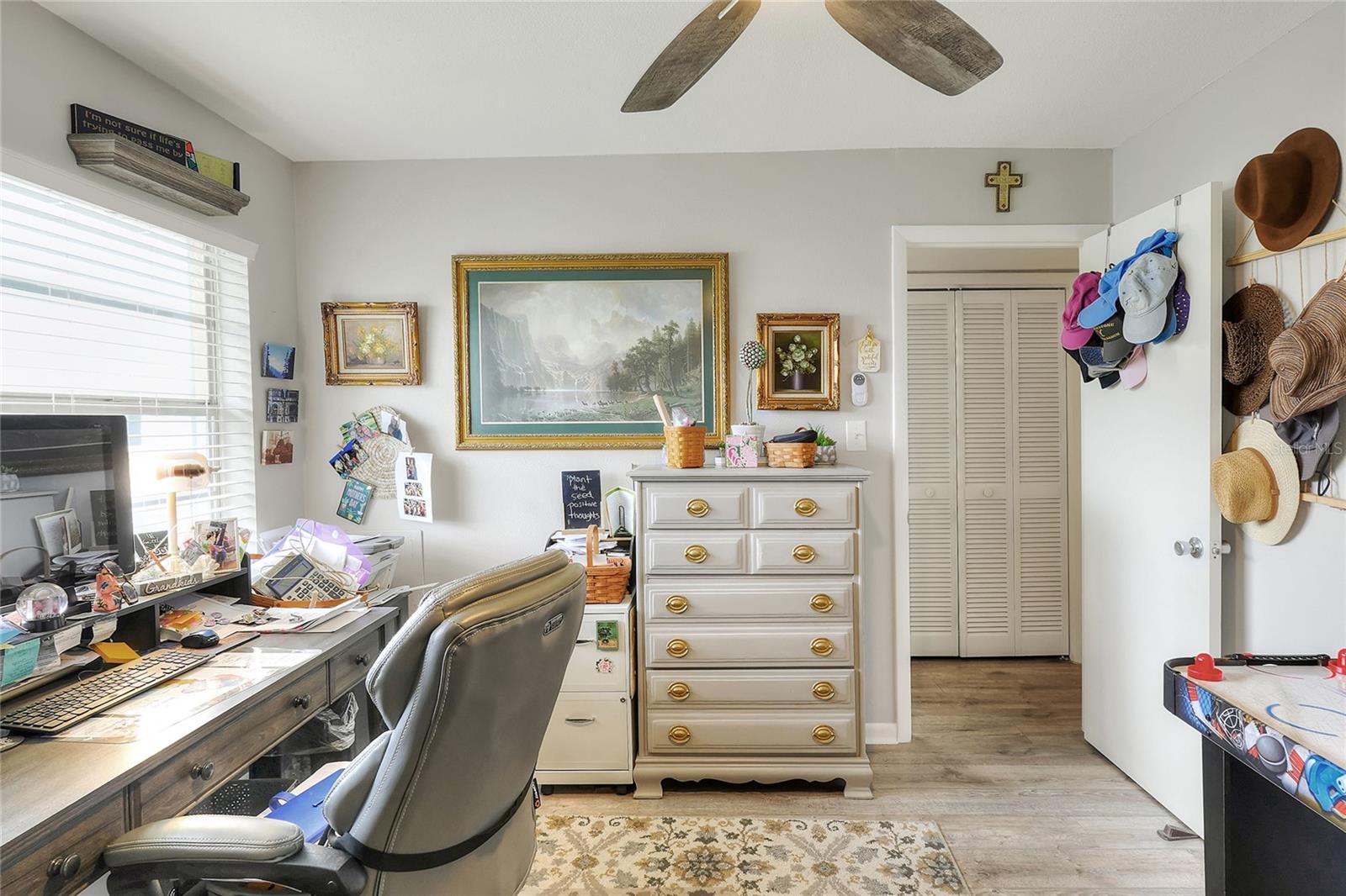 Image 17 of 31 For 3515 Amity Avenue 3515