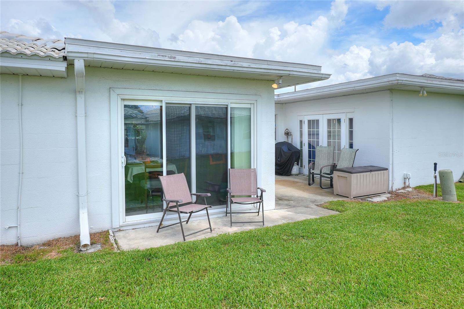 Image 27 of 31 For 3515 Amity Avenue 3515