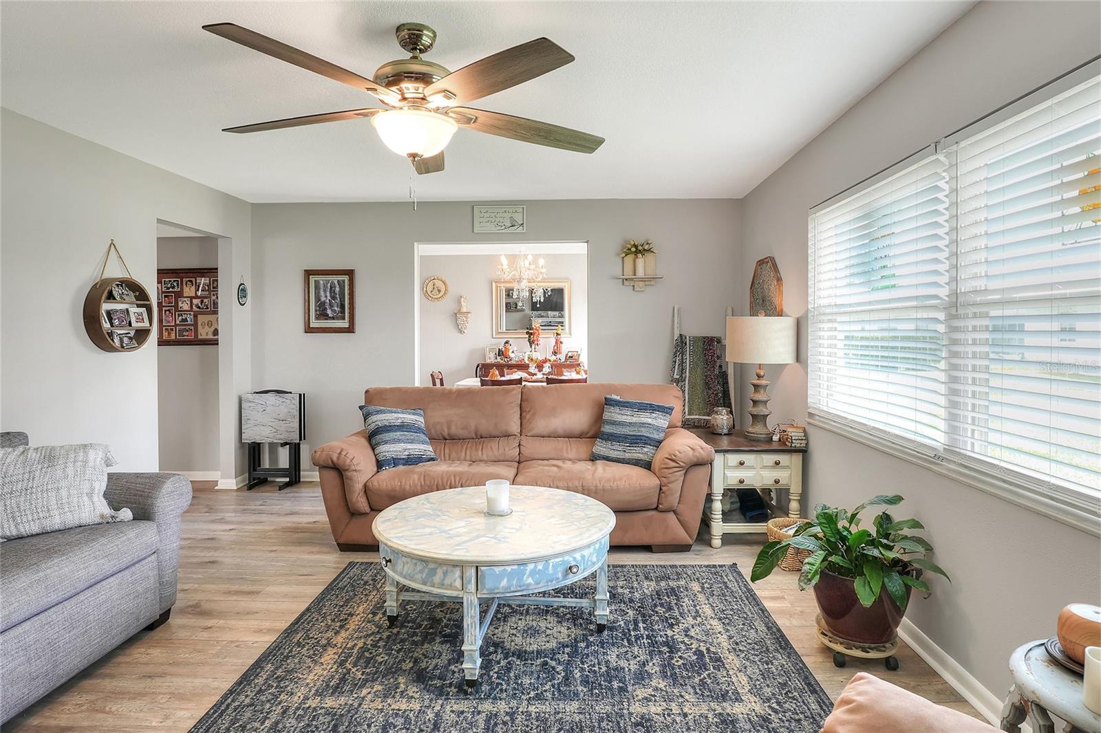 Image 5 of 31 For 3515 Amity Avenue 3515