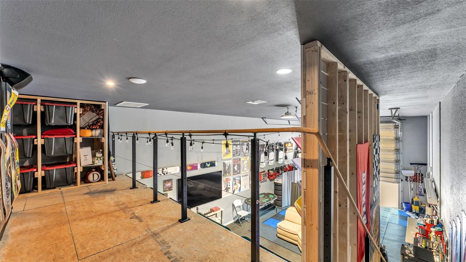 Image 23 of 32 For 208 Howard Street