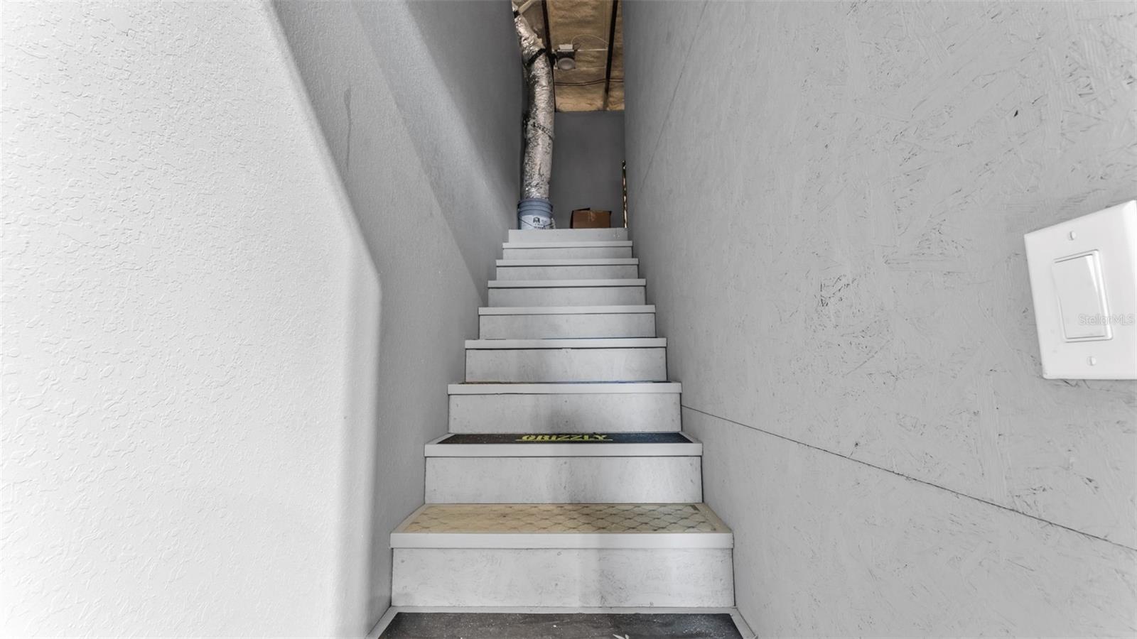 Image 26 of 32 For 208 Howard Street